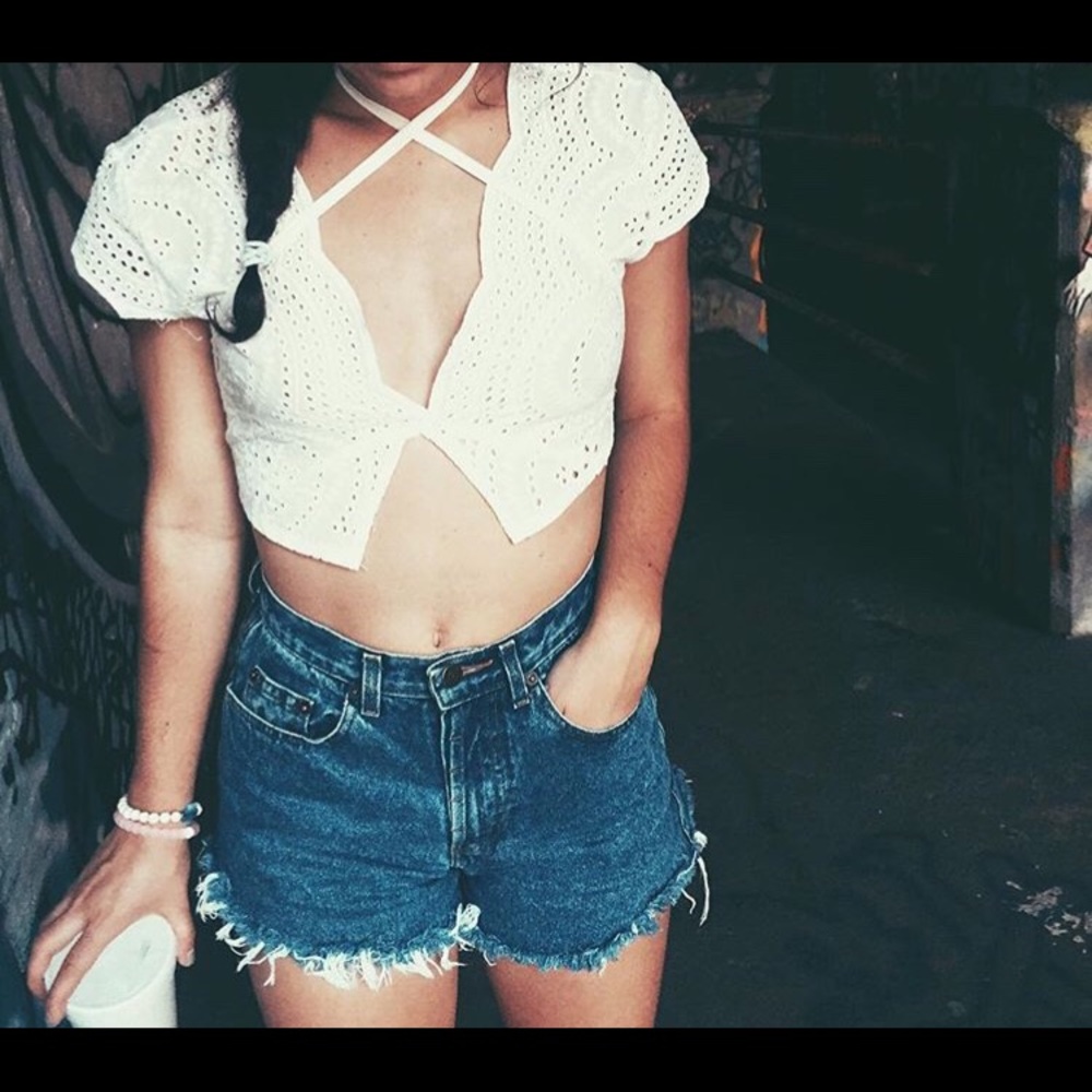 White crop